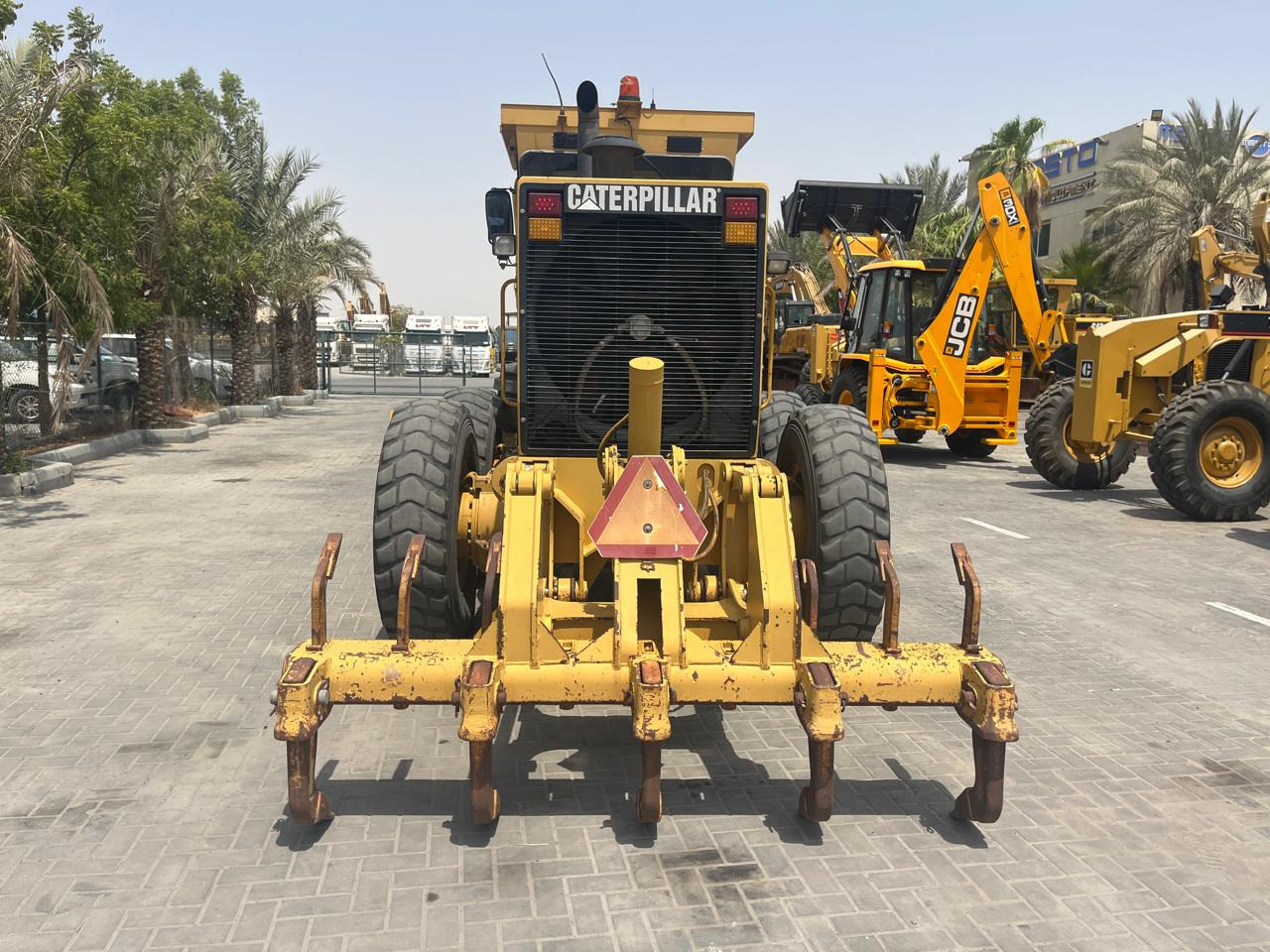 CATERPILLAR 140H - Grader: billede 2 CATERPILLAR 140H - Grader: billede 2