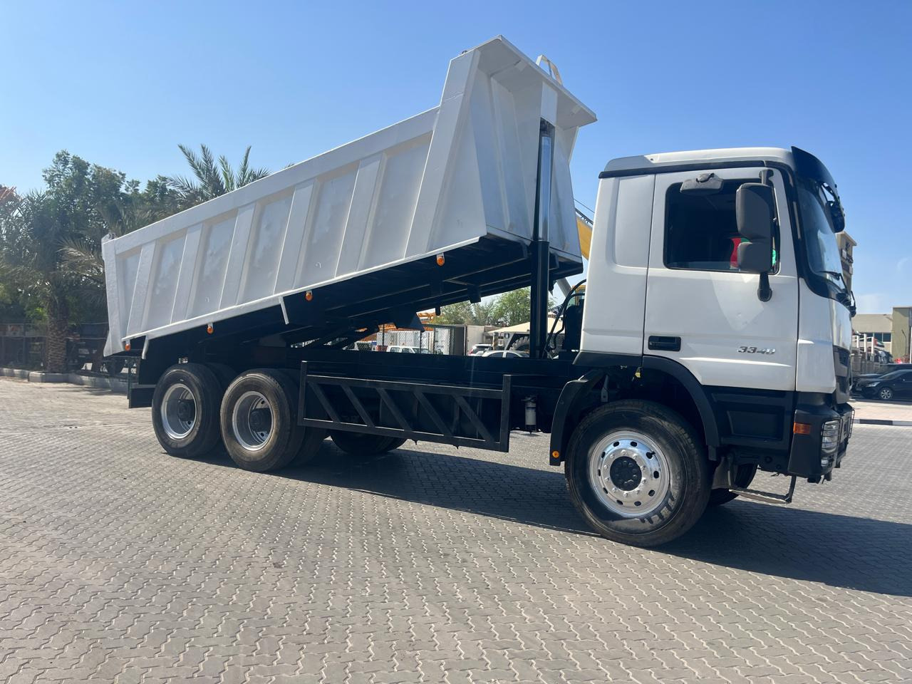 MERCEDES-BENZ Actros 3341 - Tipvogn lastbil: billede 4 MERCEDES-BENZ Actros 3341 - Tipvogn lastbil: billede 4