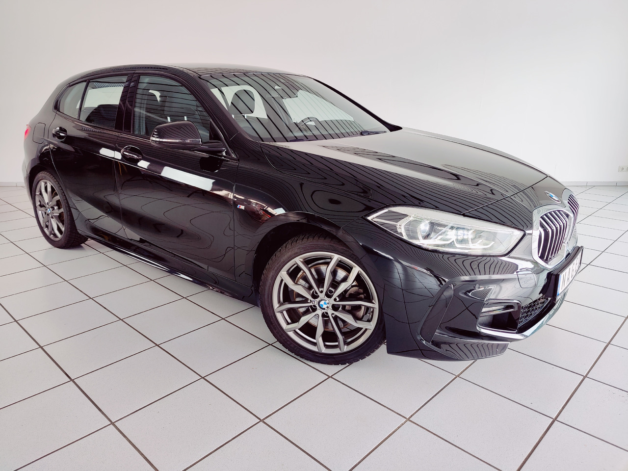 BMW 120 i M Sport RTTI LiveCockpit Head-up Navi - Sedan: billede 3 BMW 120 i M Sport RTTI LiveCockpit Head-up Navi - Sedan: billede 3