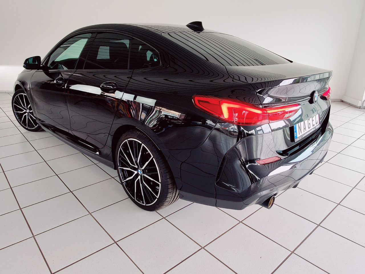 BMW 218 i M Sport Navi RTTI DAB HiFi SHZ - Sedan: billede 5 BMW 218 i M Sport Navi RTTI DAB HiFi SHZ - Sedan: billede 5
