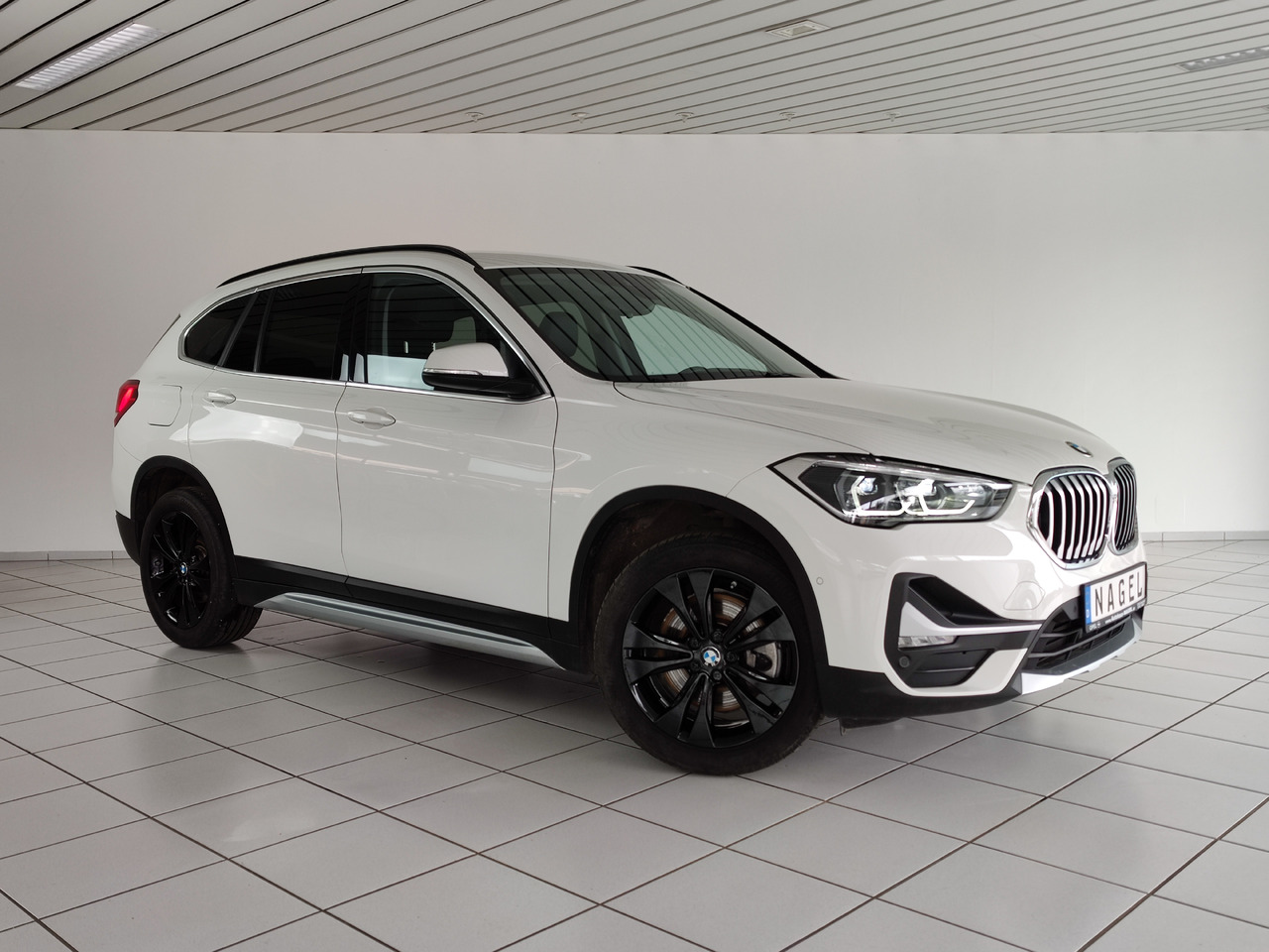 BMW X1 xDrive 20 i xLine Navi Rükam Leder DAB - SUV: billede 2 BMW X1 xDrive 20 i xLine Navi Rükam Leder DAB - SUV: billede 2