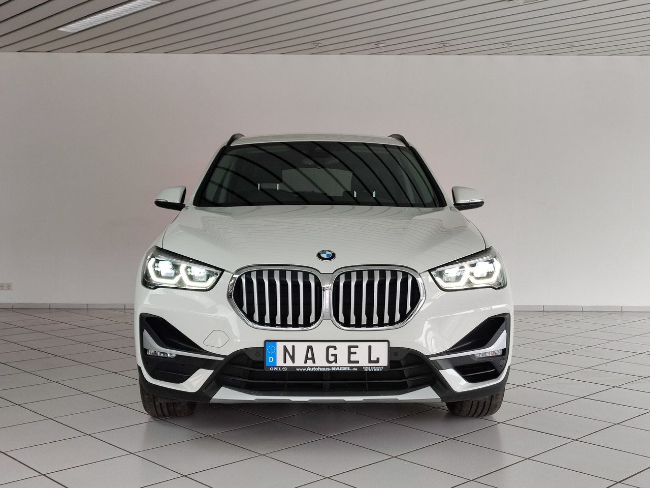 BMW X1 xDrive 20 i xLine Navi Rükam Leder DAB - SUV: billede 4 BMW X1 xDrive 20 i xLine Navi Rükam Leder DAB - SUV: billede 4