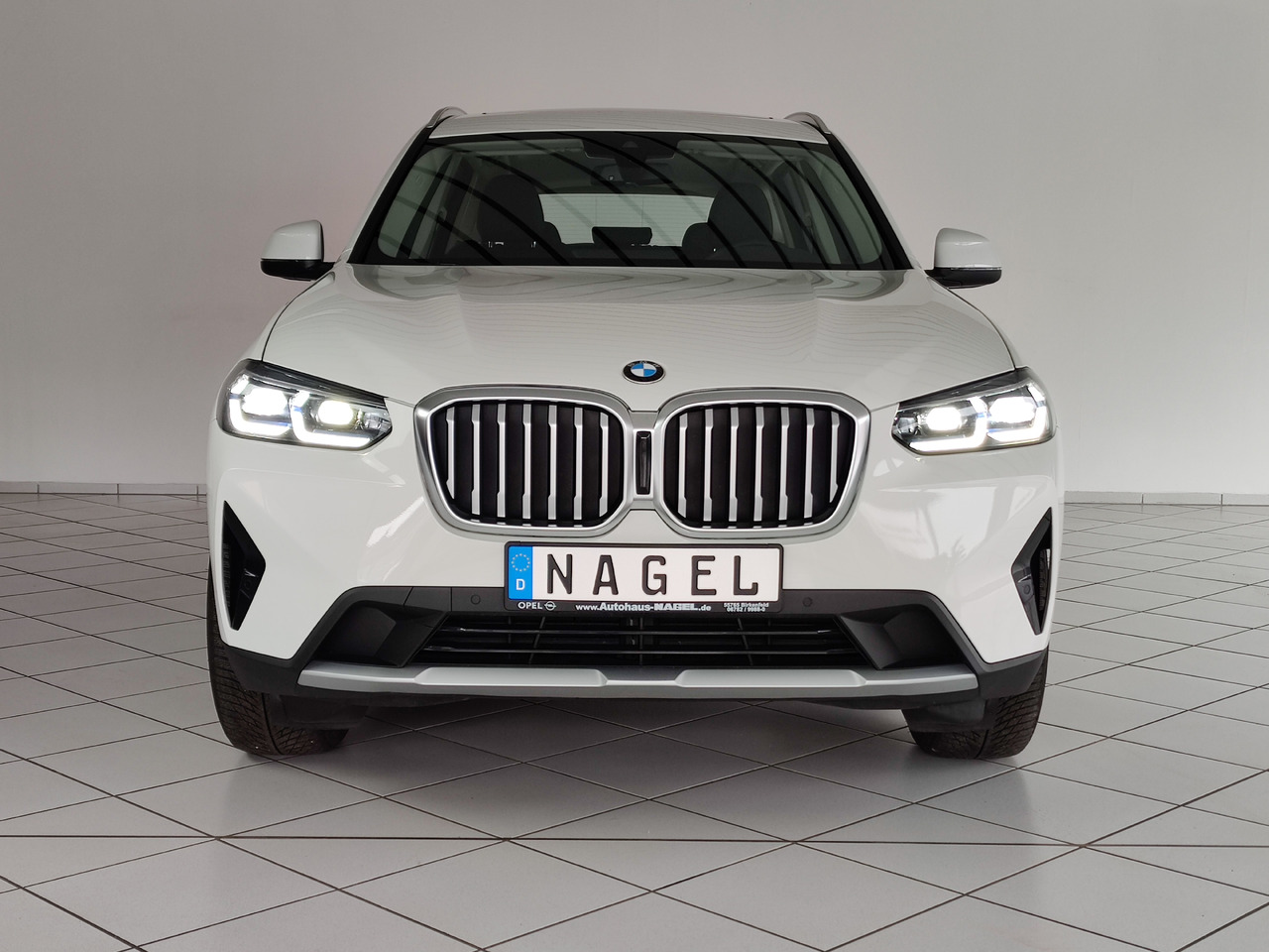 BMW X3 xDrive 30 i Live-Cockpit DAB Leder HiFi Headup - SUV: billede 4 BMW X3 xDrive 30 i Live-Cockpit DAB Leder HiFi Headup - SUV: billede 4