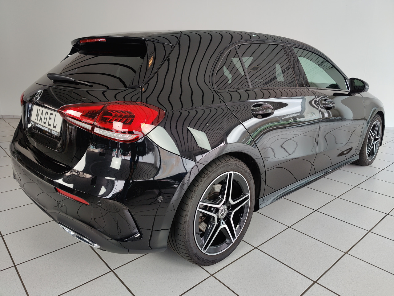 Mercedes-Benz A 220 d Navi LED Park RüKam AHK - Sedan: billede 5 Mercedes-Benz A 220 d Navi LED Park RüKam AHK - Sedan: billede 5