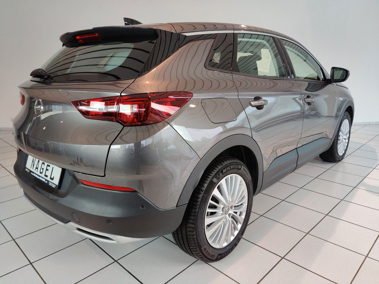 SUV Opel Grandland X 1,2 Business Inno. Navi Leder PDC DAB LED: billede 7 SUV Opel Grandland X 1,2 Business Inno. Navi Leder PDC DAB LED: billede 7