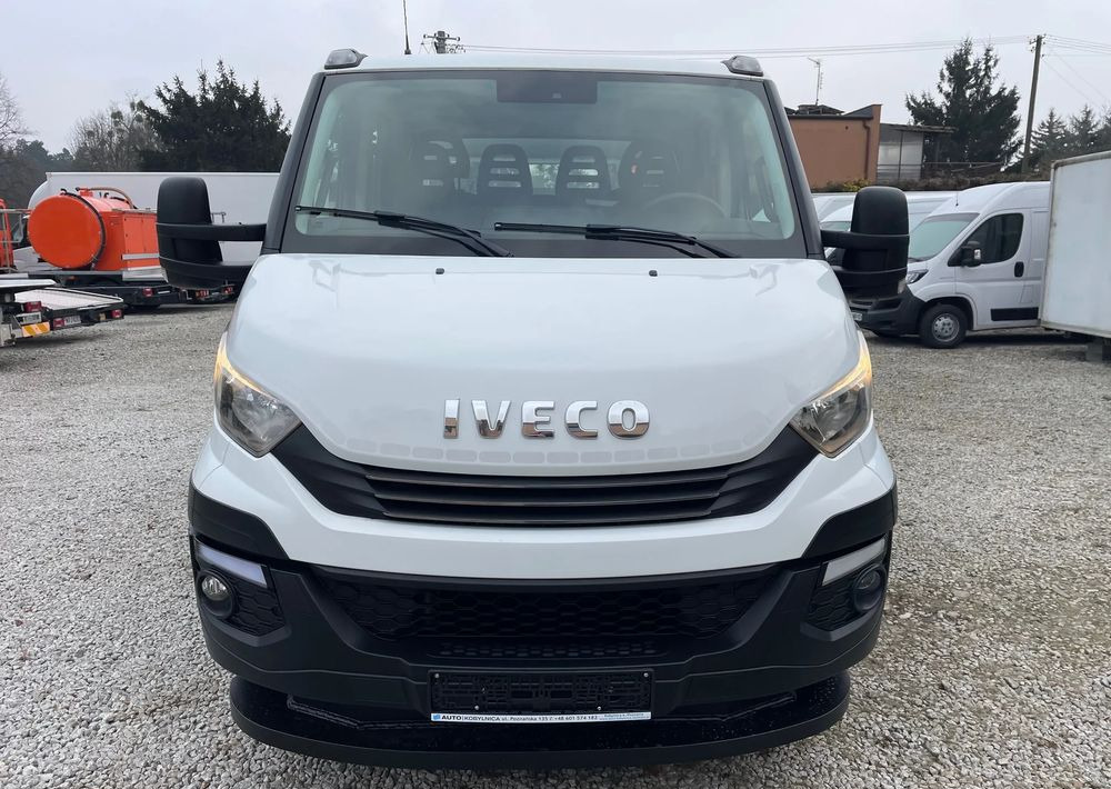 Iveco Daily 70C18 Hi-Matic Pomoc drogowa Holownik 2018r - Bjærgningskøretøj: billede 2 Iveco Daily 70C18 Hi-Matic Pomoc drogowa Holownik 2018r - Bjærgningskøretøj: billede 2