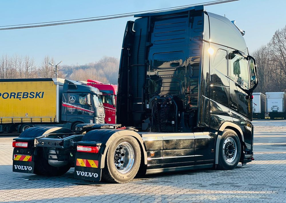 Volvo FH 500 / EURO 6 / RETARDER / 12/2022 / ACC / CAŁE NA PODUCHACH / KLIMA POSTOJOWA / NAVIGACJA / - Trækker: billede 3 Volvo FH 500 / EURO 6 / RETARDER / 12/2022 / ACC / CAŁE NA PODUCHACH / KLIMA POSTOJOWA / NAVIGACJA / - Trækker: billede 3