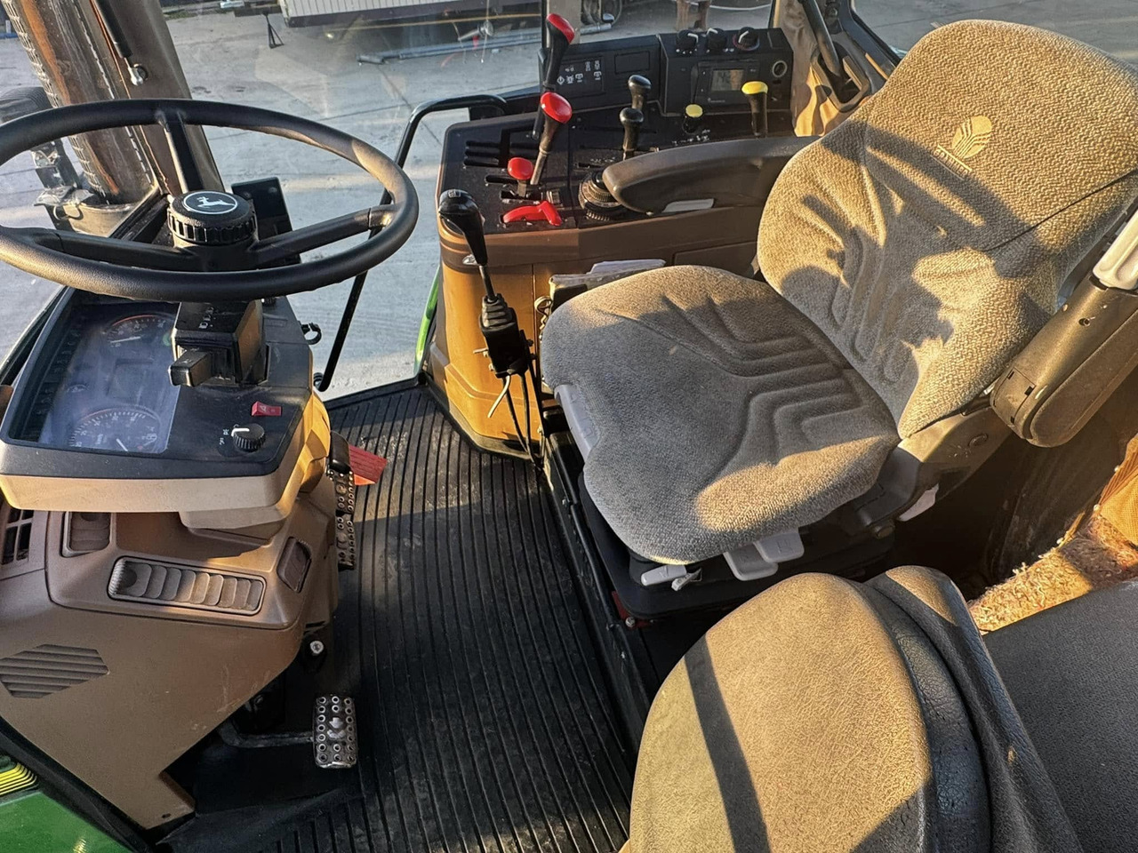 John Deere 6800 - Traktor: billede 2 John Deere 6800 - Traktor: billede 2