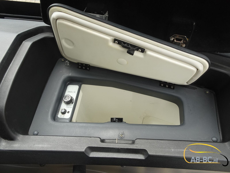 Scania Higer Touring HD, 54 Seats +Lift, Euro 6 - Turistbus: billede 4 Scania Higer Touring HD, 54 Seats +Lift, Euro 6 - Turistbus: billede 4