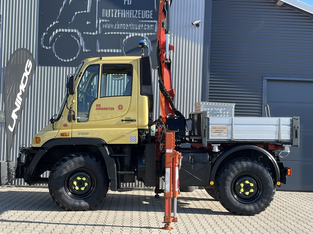 Unimog Unimog U300 mit Mega Kran , erst 28 Tkm - Lastbil med kran: billede 4 Unimog Unimog U300 mit Mega Kran , erst 28 Tkm - Lastbil med kran: billede 4