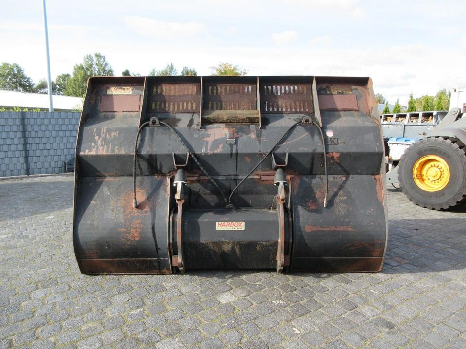 L & K High-Tip-Bucket Hochkippschaufel 9.5 m³ - Læsseskovl: billede 4 L & K High-Tip-Bucket Hochkippschaufel 9.5 m³ - Læsseskovl: billede 4