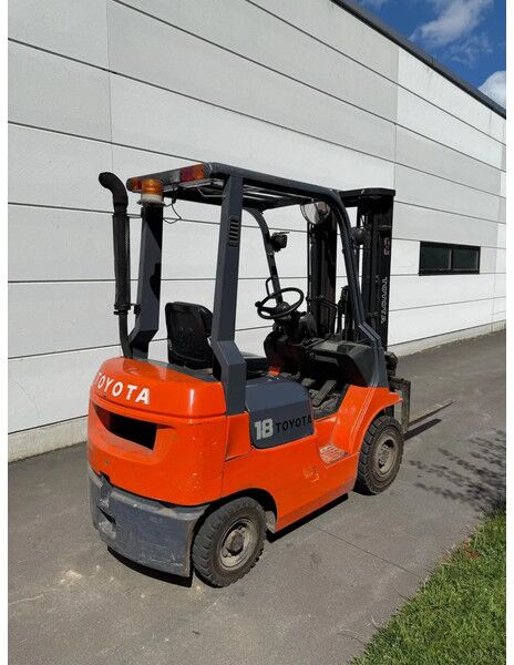 Toyota 7FDF18 - Diesel gaffeltruck: billede 2 Toyota 7FDF18 - Diesel gaffeltruck: billede 2