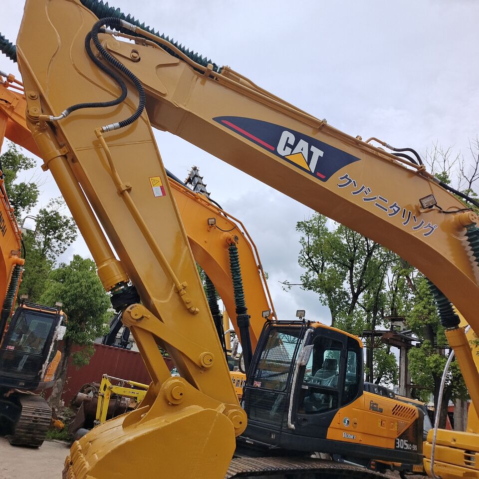 CATERPILLAR 320CL 3000 UNTS IN STOCK CHINA BIGGEST SUPPLIER - Bæltegravemaskine: billede 5 CATERPILLAR 320CL 3000 UNTS IN STOCK CHINA BIGGEST SUPPLIER - Bæltegravemaskine: billede 5