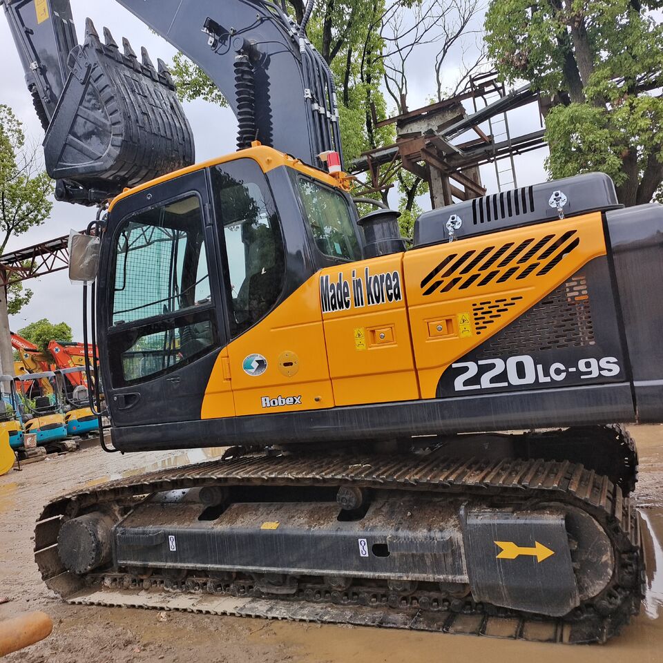 HYUNDAI 220LC-9S 3000 UNTS IN STOCK CHINA BIGGEST SUPPLIER - Bæltegravemaskine: billede 2 HYUNDAI 220LC-9S 3000 UNTS IN STOCK CHINA BIGGEST SUPPLIER - Bæltegravemaskine: billede 2