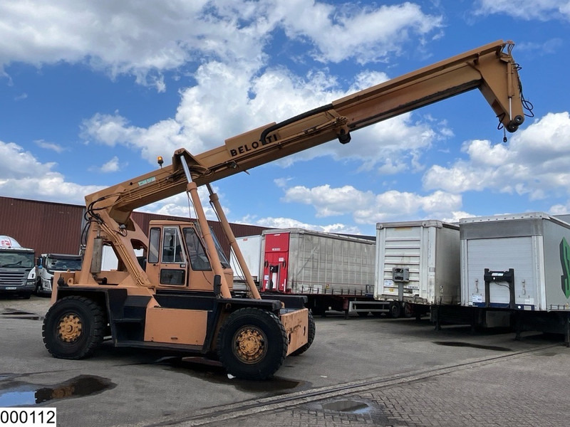 Leje en Belotti B81V/2 12 mtr Belotti B81V/2 12 mtr: billede 6 Leje en Belotti B81V/2 12 mtr Belotti B81V/2 12 mtr: billede 6