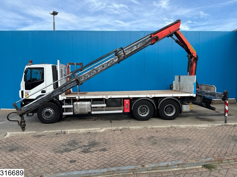 Iveco Trakker 360 6x4, EURO 6, Palfinger, Remote - Lastbil med lad, Lastbil med kran: billede 3 Iveco Trakker 360 6x4, EURO 6, Palfinger, Remote - Lastbil med lad, Lastbil med kran: billede 3