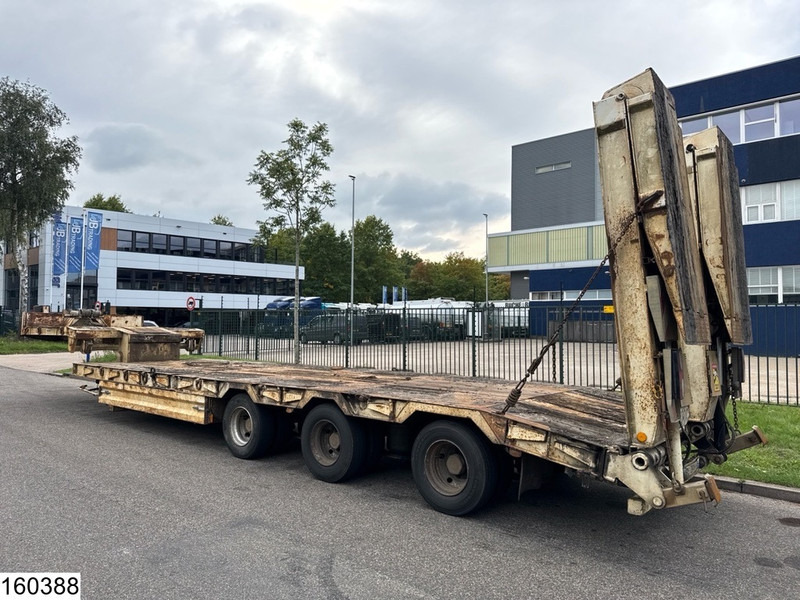 Louault Lowbed 34,000 kg, Steering axle, Hydraulic, Winch - Nedbygget platform sættevogn: billede 3 Louault Lowbed 34,000 kg, Steering axle, Hydraulic, Winch - Nedbygget platform sættevogn: billede 3