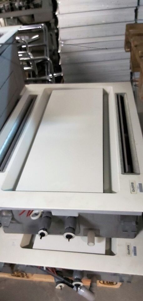 Beltéri klímaegység 3,6kw Sanyo spw sr124 süllyesztett klíma /ct708 - Industriklimaanlæg: billede 1 Beltéri klímaegység 3,6kw Sanyo spw sr124 süllyesztett klíma /ct708 - Industriklimaanlæg: billede 1