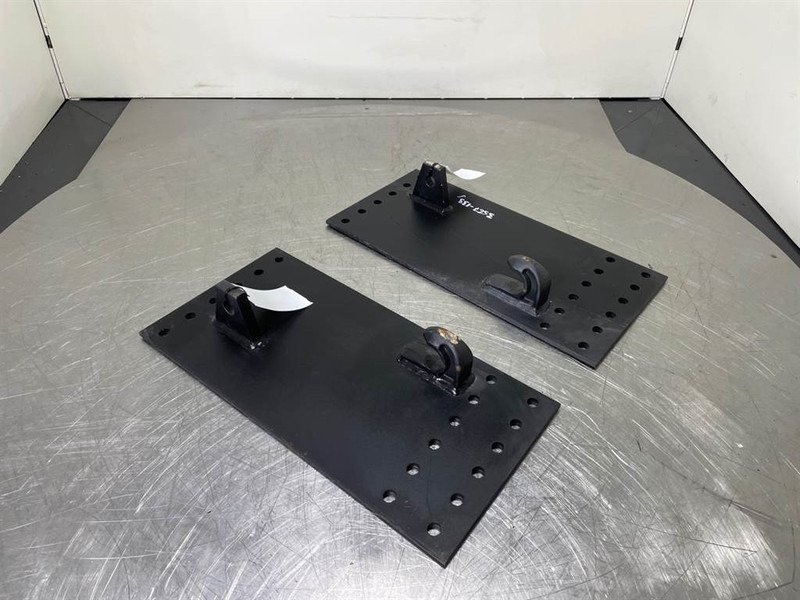 Aanlasoren Landbouw - Adapter plate/Adapterplatte - Hurtigskift for Entreprenørmaskin: billede 2 Aanlasoren Landbouw - Adapter plate/Adapterplatte - Hurtigskift for Entreprenørmaskin: billede 2