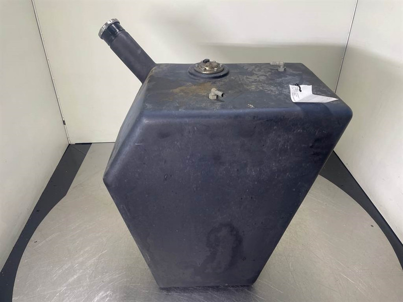Ahlmann AZ150-4100050A-Fuel tank/Kraftstofftank - Ramme/ Chassis for Entreprenørmaskin: billede 4 Ahlmann AZ150-4100050A-Fuel tank/Kraftstofftank - Ramme/ Chassis for Entreprenørmaskin: billede 4