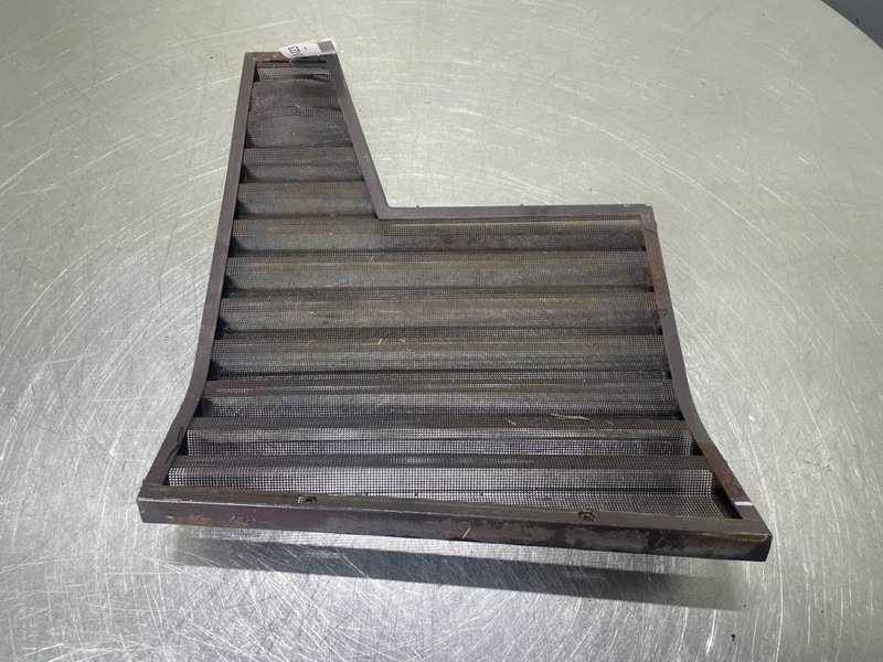 Ahlmann AZ150-4180101A-Hood/Haube/Seitengitter/Kap - Ramme/ Chassis for Entreprenørmaskin: billede 2 Ahlmann AZ150-4180101A-Hood/Haube/Seitengitter/Kap - Ramme/ Chassis for Entreprenørmaskin: billede 2