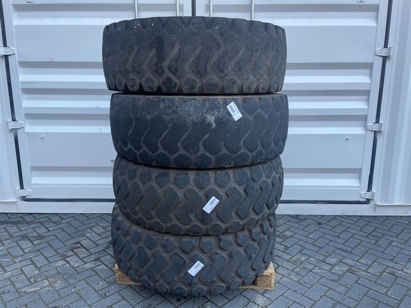 Ahlmann -Michelin 17.5R25-Tire/Reifen/Band - Dæk og fælge for Entreprenørmaskin: billede 1 Ahlmann -Michelin 17.5R25-Tire/Reifen/Band - Dæk og fælge for Entreprenørmaskin: billede 1