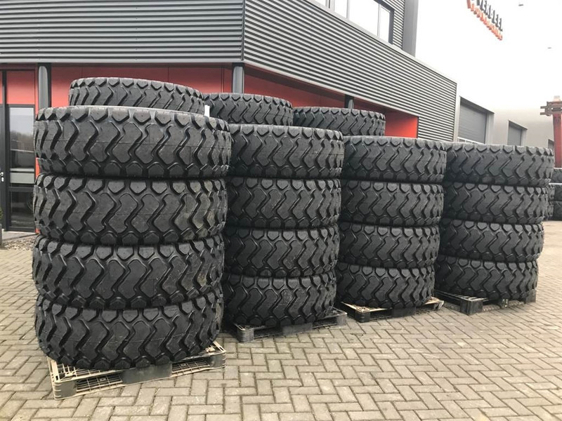 Banden/Reifen/Tires 17.5R25 EM LOADER XHA - Tyre - Dæk og fælge for Entreprenørmaskin: billede 2 Banden/Reifen/Tires 17.5R25 EM LOADER XHA - Tyre - Dæk og fælge for Entreprenørmaskin: billede 2