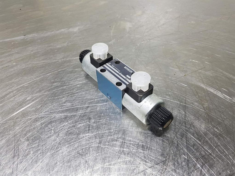 Bosch 081WV06P1V1004-0810091212-NG6 4/3 Valve - Hydraulik: billede 2 Bosch 081WV06P1V1004-0810091212-NG6 4/3 Valve - Hydraulik: billede 2