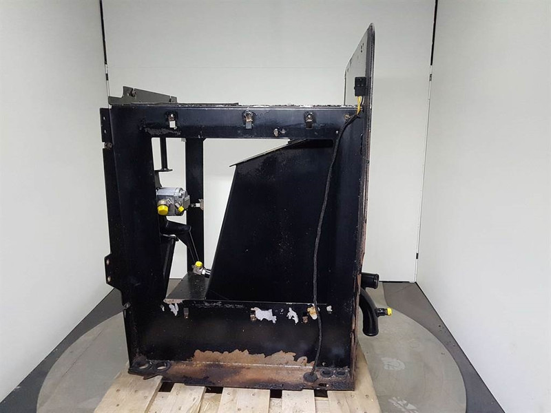 Leje en Case 621D-84528083-Tank/Behälter/Reservoir Case 621D-84528083-Tank/Behälter/Reservoir: billede 6