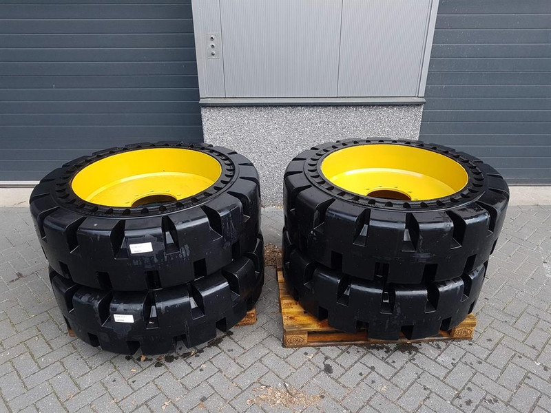 Cat 910/914 - 447-1131 - Tyre/Reifen/Band - Dæk og fælge for Entreprenørmaskin: billede 2 Cat 910/914 - 447-1131 - Tyre/Reifen/Band - Dæk og fælge for Entreprenørmaskin: billede 2