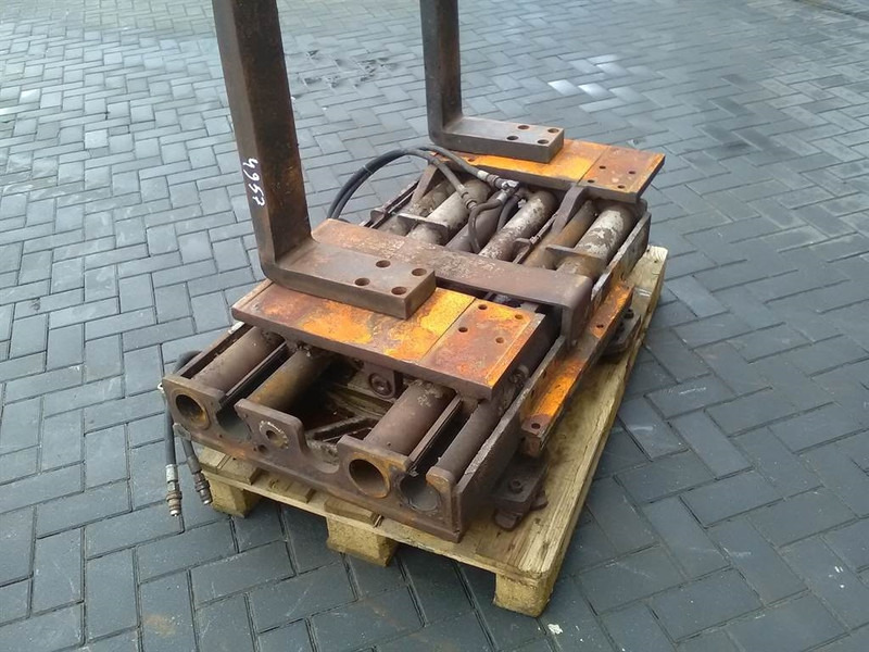 E.L.M. Kragelund A/S RELV 2011 - Sideshift - Forks - Gafler: billede 2 E.L.M. Kragelund A/S RELV 2011 - Sideshift - Forks - Gafler: billede 2