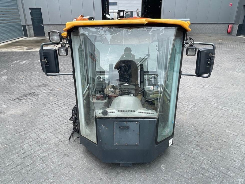 Hyundai HL757-7A-71LB-12012 / 71LB-12013 /71LB-12014-Cabin - Førerhus og interiør for Entreprenørmaskin: billede 2 Hyundai HL757-7A-71LB-12012 / 71LB-12013 /71LB-12014-Cabin - Førerhus og interiør for Entreprenørmaskin: billede 2