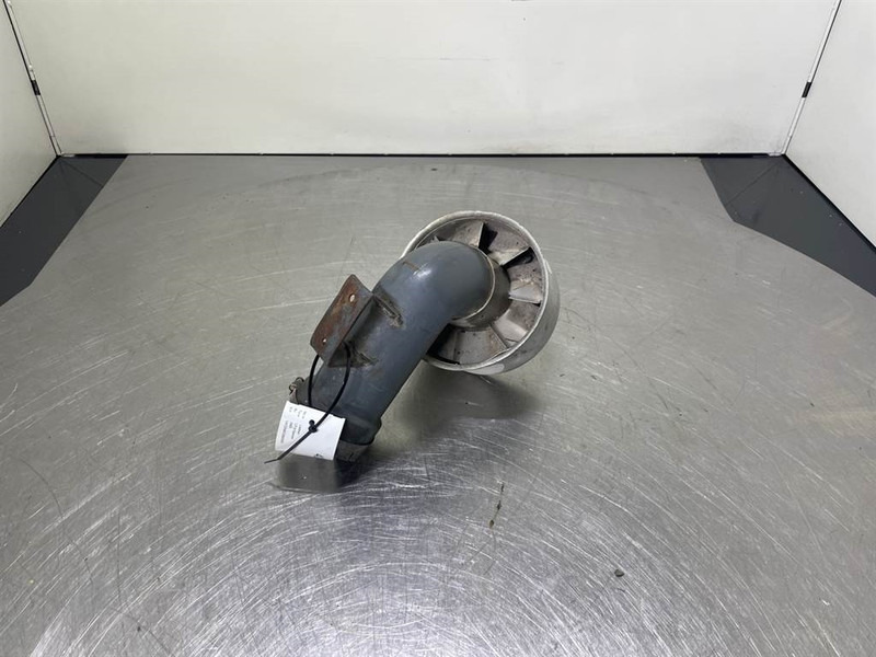 Liebherr L514 Speeder-9608968-Intake pipe/Ansaugrohr - Motor for Entreprenørmaskin: billede 2 Liebherr L514 Speeder-9608968-Intake pipe/Ansaugrohr - Motor for Entreprenørmaskin: billede 2