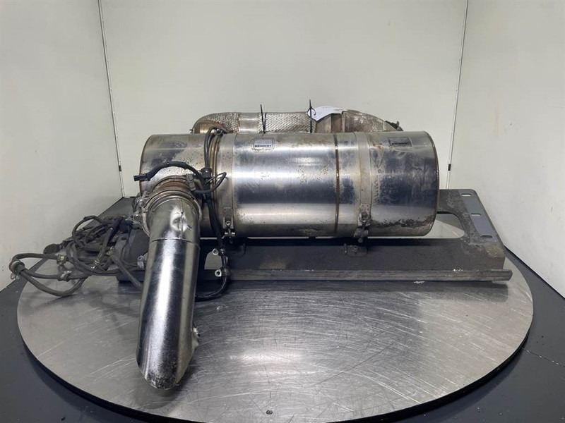 Liebherr L556-10144041-Particulate filter/Partikelfilter - Motor for Entreprenørmaskin: billede 3 Liebherr L556-10144041-Particulate filter/Partikelfilter - Motor for Entreprenørmaskin: billede 3