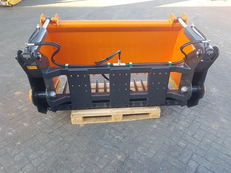 MAMMUT SC195M - Silage cutter/Silageschneider/Kuilhapper - Udstyr til ensilage: billede 4 MAMMUT SC195M - Silage cutter/Silageschneider/Kuilhapper - Udstyr til ensilage: billede 4