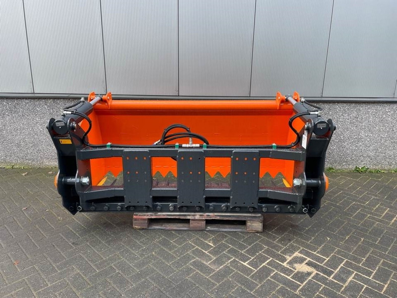 MAMMUT SC220M - Silage cutter/Silageschneider/Kuilhapper - Udstyr til ensilage: billede 3 MAMMUT SC220M - Silage cutter/Silageschneider/Kuilhapper - Udstyr til ensilage: billede 3