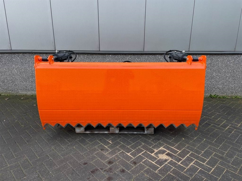 MAMMUT SC220M - Silage cutter/Silageschneider/Kuilhapper - Udstyr til ensilage: billede 1 MAMMUT SC220M - Silage cutter/Silageschneider/Kuilhapper - Udstyr til ensilage: billede 1