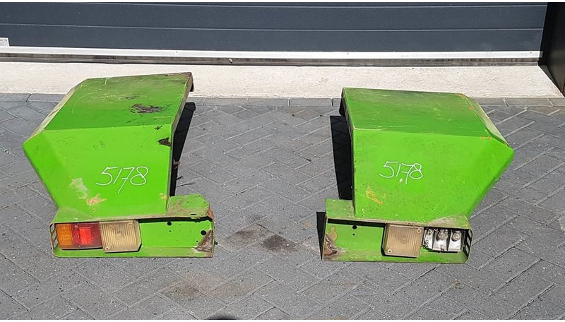 Manitou MT 1237 - Fender/Kotflügel/Spatbord - Skærm for Entreprenørmaskin: billede 2 Manitou MT 1237 - Fender/Kotflügel/Spatbord - Skærm for Entreprenørmaskin: billede 2