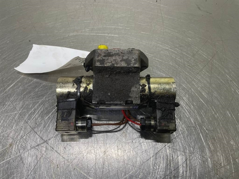 New Holland KV-4/3-3KO-6-6 - Hydraulik for Entreprenørmaskin: billede 4 New Holland KV-4/3-3KO-6-6 - Hydraulik for Entreprenørmaskin: billede 4