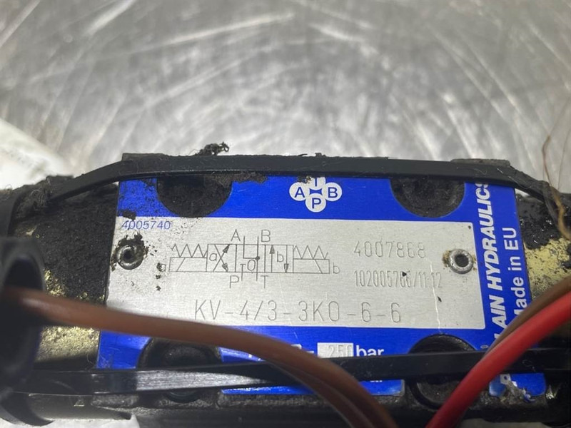 New Holland KV-4/3-3KO-6-6 - Hydraulik for Entreprenørmaskin: billede 5 New Holland KV-4/3-3KO-6-6 - Hydraulik for Entreprenørmaskin: billede 5