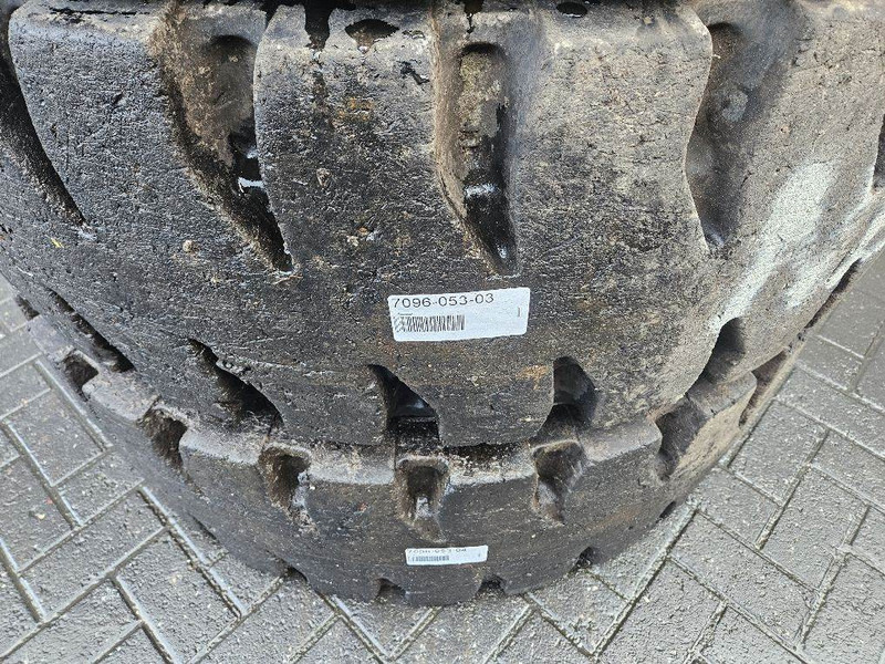 New Holland W110C-Barkley 17.5R25-Tire/Reifen/Band - Dæk og fælge for Entreprenørmaskin: billede 3 New Holland W110C-Barkley 17.5R25-Tire/Reifen/Band - Dæk og fælge for Entreprenørmaskin: billede 3