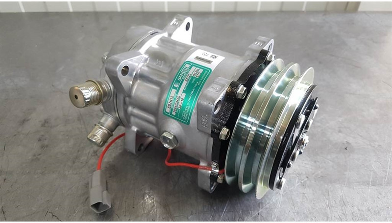 SANDEN SD7H15-S8220-Compressor/Kompressor/Aircopom - A/C kompressor for Entreprenørmaskin: billede 1 SANDEN SD7H15-S8220-Compressor/Kompressor/Aircopom - A/C kompressor for Entreprenørmaskin: billede 1