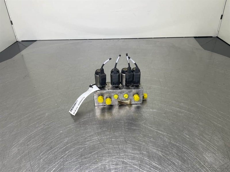 Sennebogen 835E-142529-Valve/Ventile/Ventiel - Hydraulik for Entreprenørmaskin: billede 1 Sennebogen 835E-142529-Valve/Ventile/Ventiel - Hydraulik for Entreprenørmaskin: billede 1