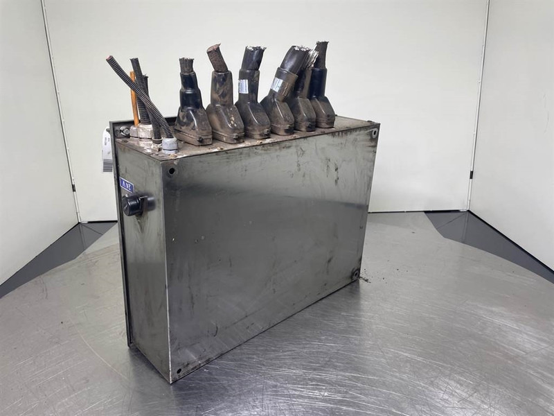 Sennebogen 835E-175343-Switch kabinet/Schaltschrank - Elektrisk system for Entreprenørmaskin: billede 5 Sennebogen 835E-175343-Switch kabinet/Schaltschrank - Elektrisk system for Entreprenørmaskin: billede 5