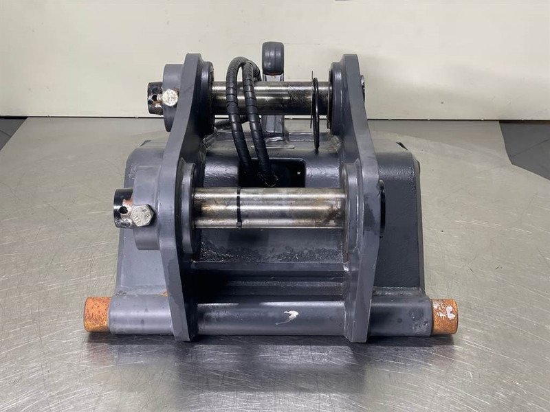 Verachtert CW30 - Quick coupler/Schnellwechsler/Snelwissel - Hurtigskift for Entreprenørmaskin: billede 2 Verachtert CW30 - Quick coupler/Schnellwechsler/Snelwissel - Hurtigskift for Entreprenørmaskin: billede 2