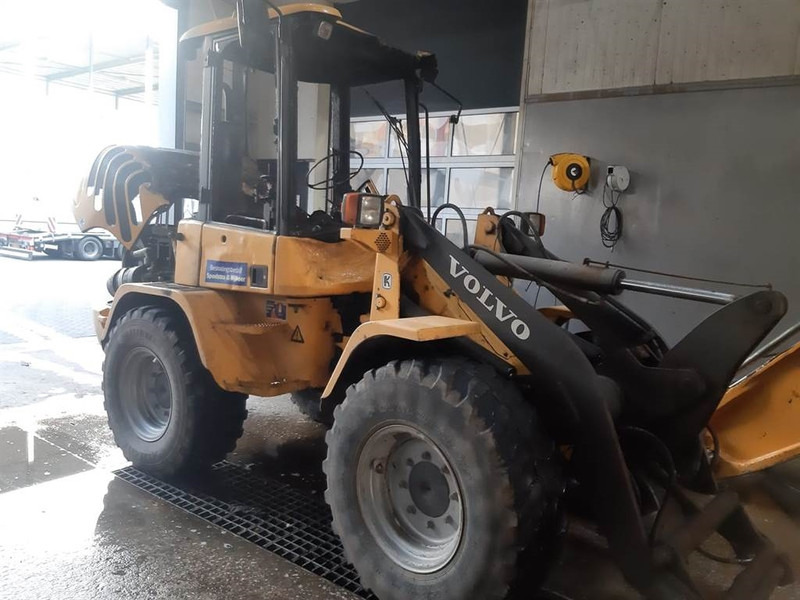Volvo L 30 B-Z / SX (For parts) - Gummihjulslæsser: billede 4 Volvo L 30 B-Z / SX (For parts) - Gummihjulslæsser: billede 4