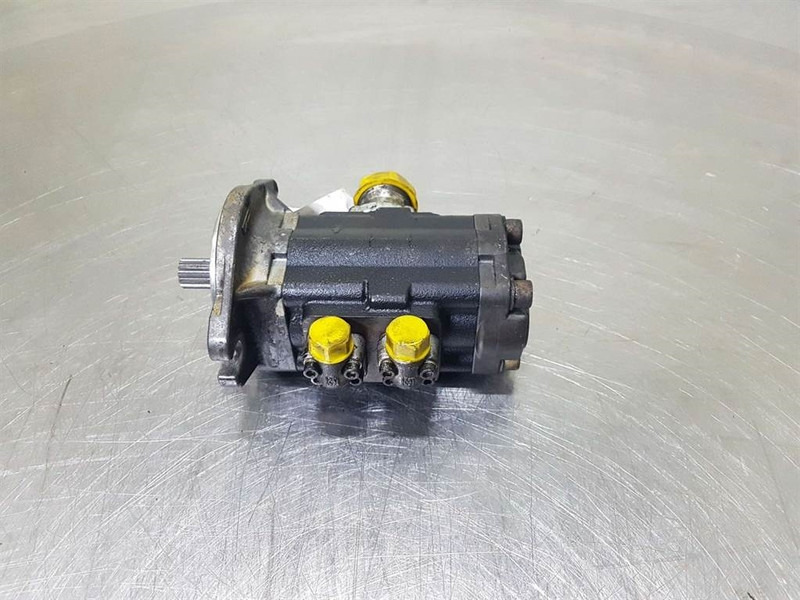 Yanmar V70 Speeder - Gearpump/Zahnradpumpe/Tandwielpomp - Hydraulik for Entreprenørmaskin: billede 2 Yanmar V70 Speeder - Gearpump/Zahnradpumpe/Tandwielpomp - Hydraulik for Entreprenørmaskin: billede 2