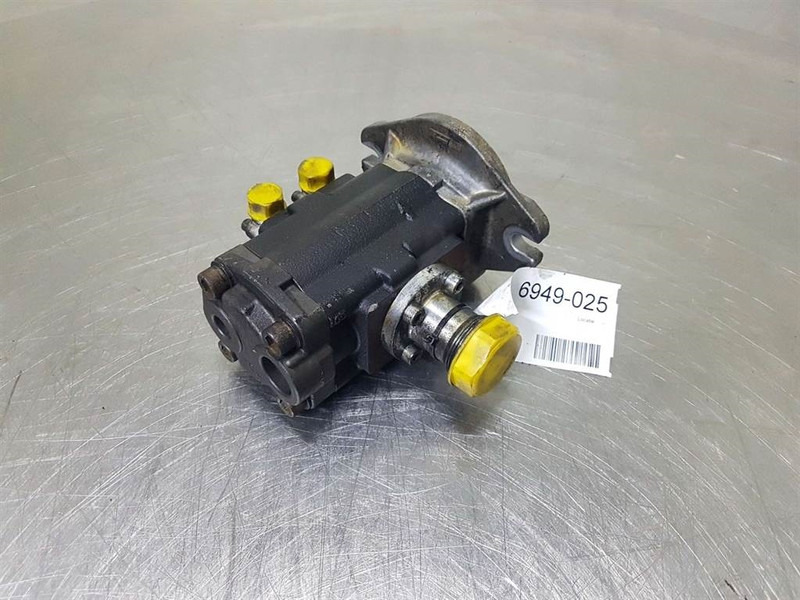 Yanmar V70 Speeder - Gearpump/Zahnradpumpe/Tandwielpomp - Hydraulik for Entreprenørmaskin: billede 3 Yanmar V70 Speeder - Gearpump/Zahnradpumpe/Tandwielpomp - Hydraulik for Entreprenørmaskin: billede 3