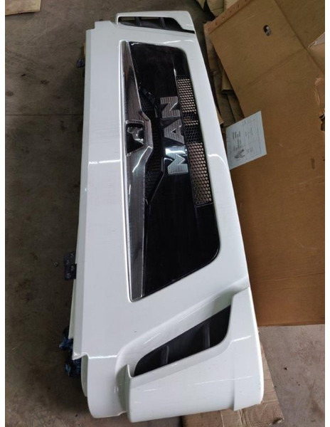 MAN Frontklep grille TGL Euro6 - Hætte: billede 1 MAN Frontklep grille TGL Euro6 - Hætte: billede 1