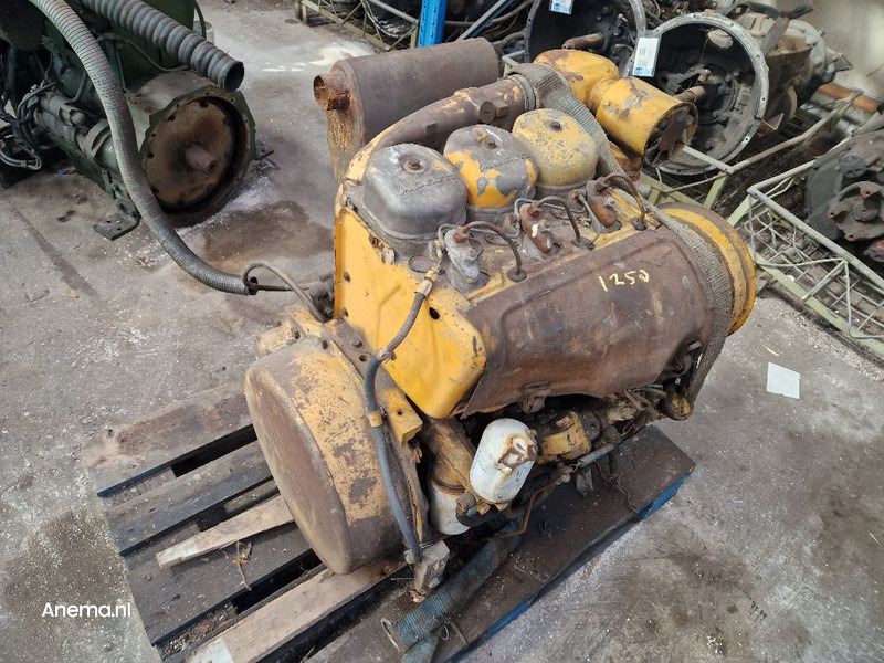 Deutz F3L912 - Motor: billede 1 Deutz F3L912 - Motor: billede 1